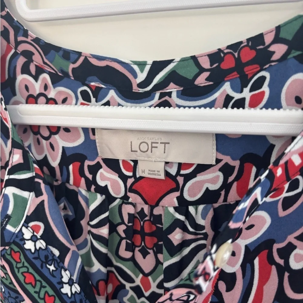 LOFT Multicolor Floral Blouse - Picture 3 of 4
